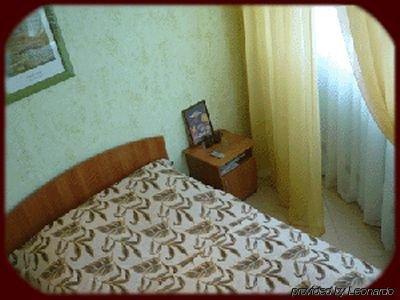 Hotel Verona Novokuznetsk Room photo