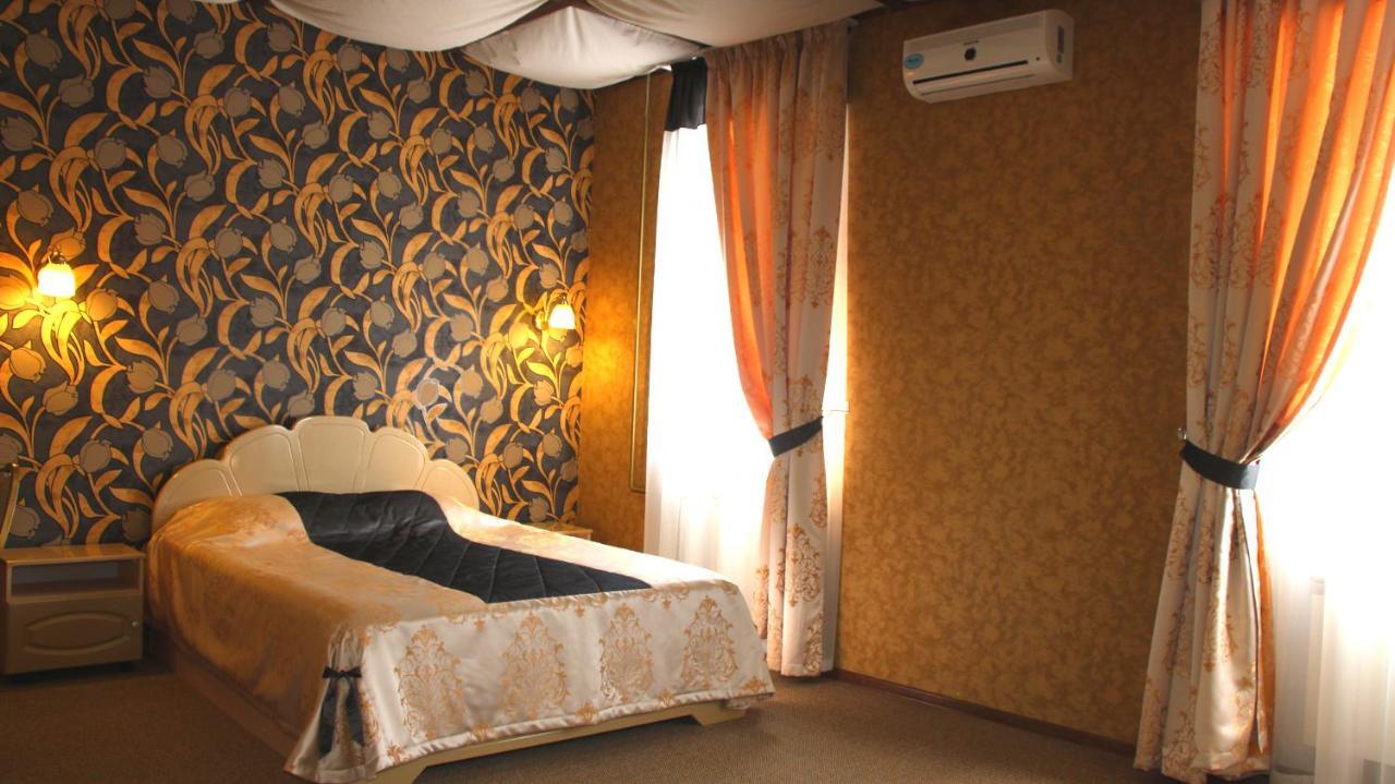 Hotel Verona Novokuznetsk Room photo